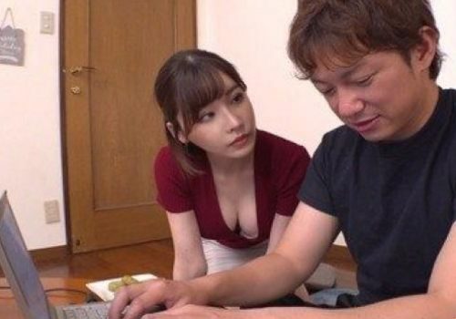 Ngồi học bài không yên với cô chị xinh nứng lồn